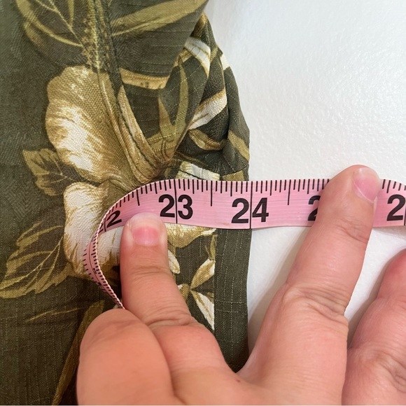 Tommy Bahama Mens 100% Silk Tropical Floral Short Sleeve Button Shirt Green Sz L - Picture 5 of 6